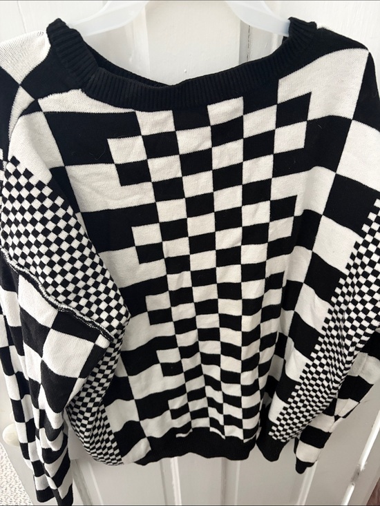 Sweaters - Black Checkered Sweater